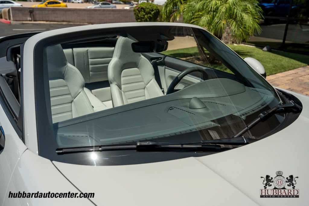 Used 2022 Porsche 911 Cabriolet AWD/4WD image 21