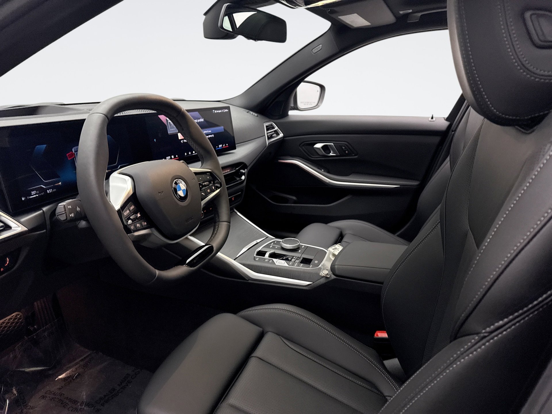 Used 2025 BMW 330i xDrive Sedan w/ M Sport Package image 10