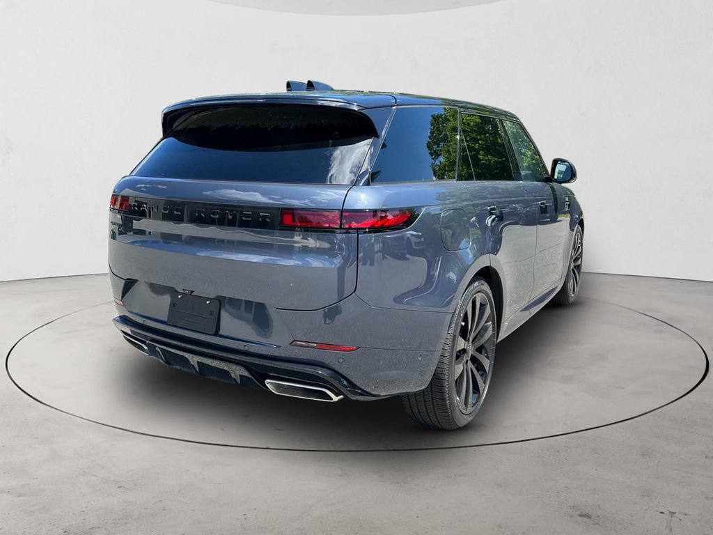 New 2026 Land Rover Range Rover Sport Dynamic SE AWD/4WD image 5