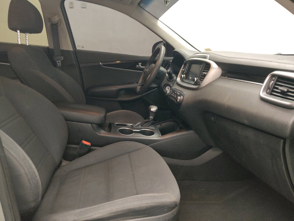 Used 2019 Kia Sorento LX image 21