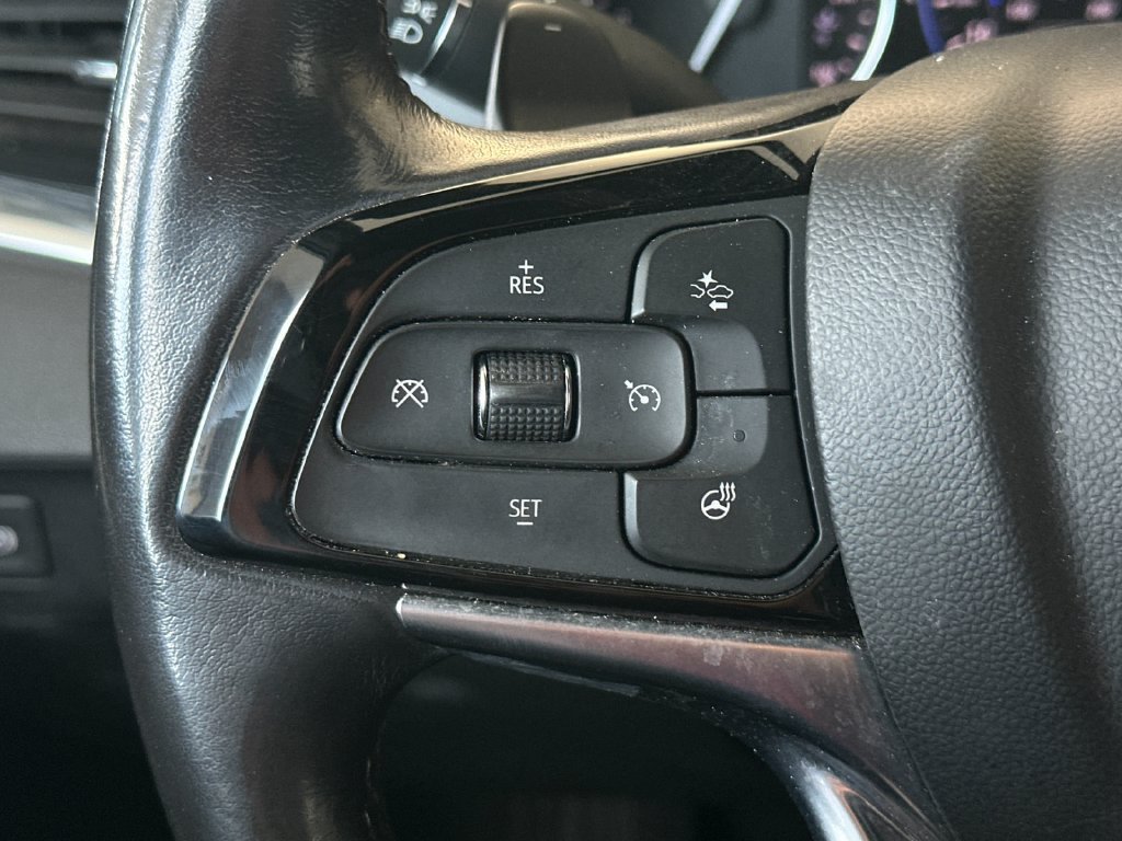 Used 2022 Buick Enclave Premium FWD image 23