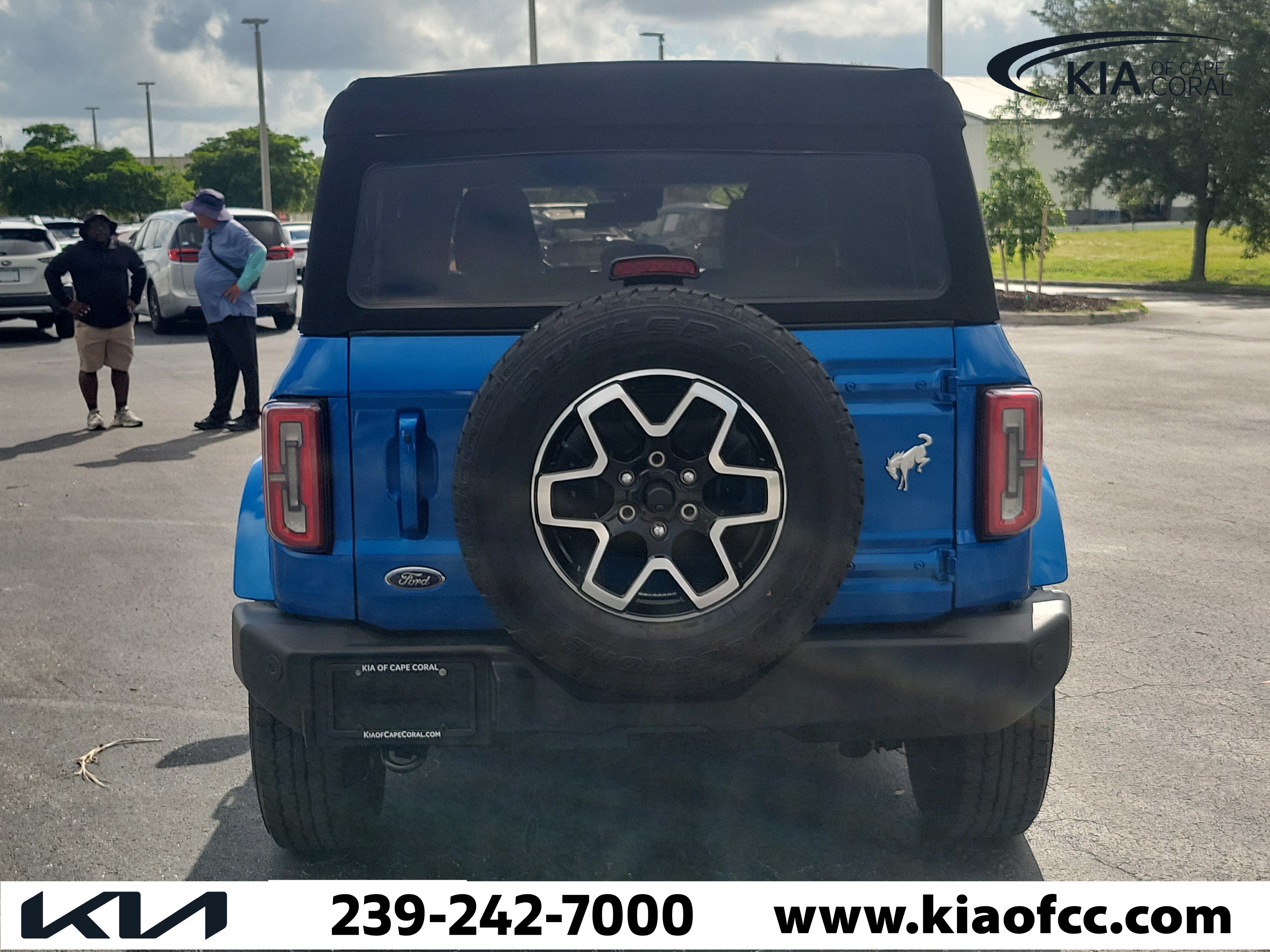 Used 2024 Ford Bronco Outer Banks AWD/4WD image 5