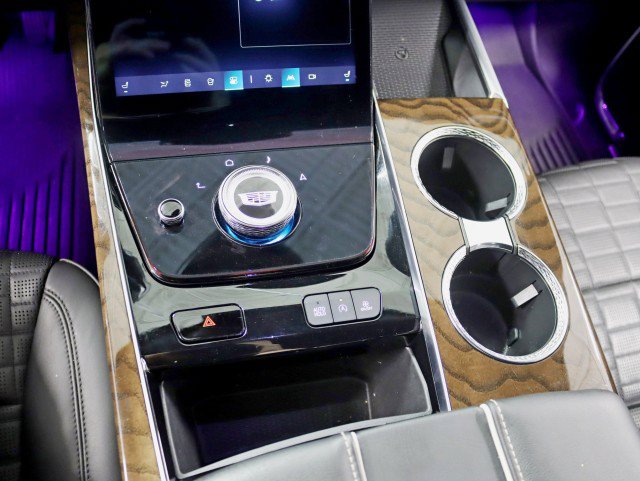 Used 2025 Cadillac Escalade Sport Platinum w/ LPO, ONYX Package AWD/4WD image 33
