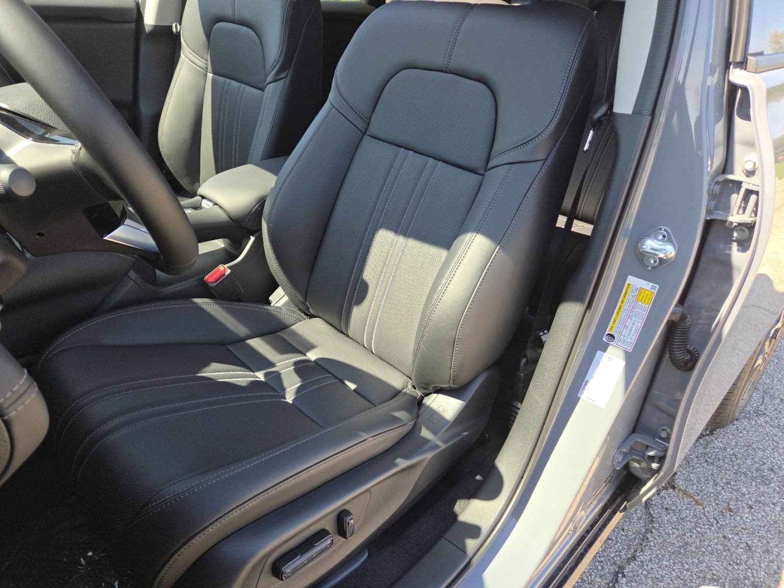 New 2026 Honda HR-V EX-L image 23