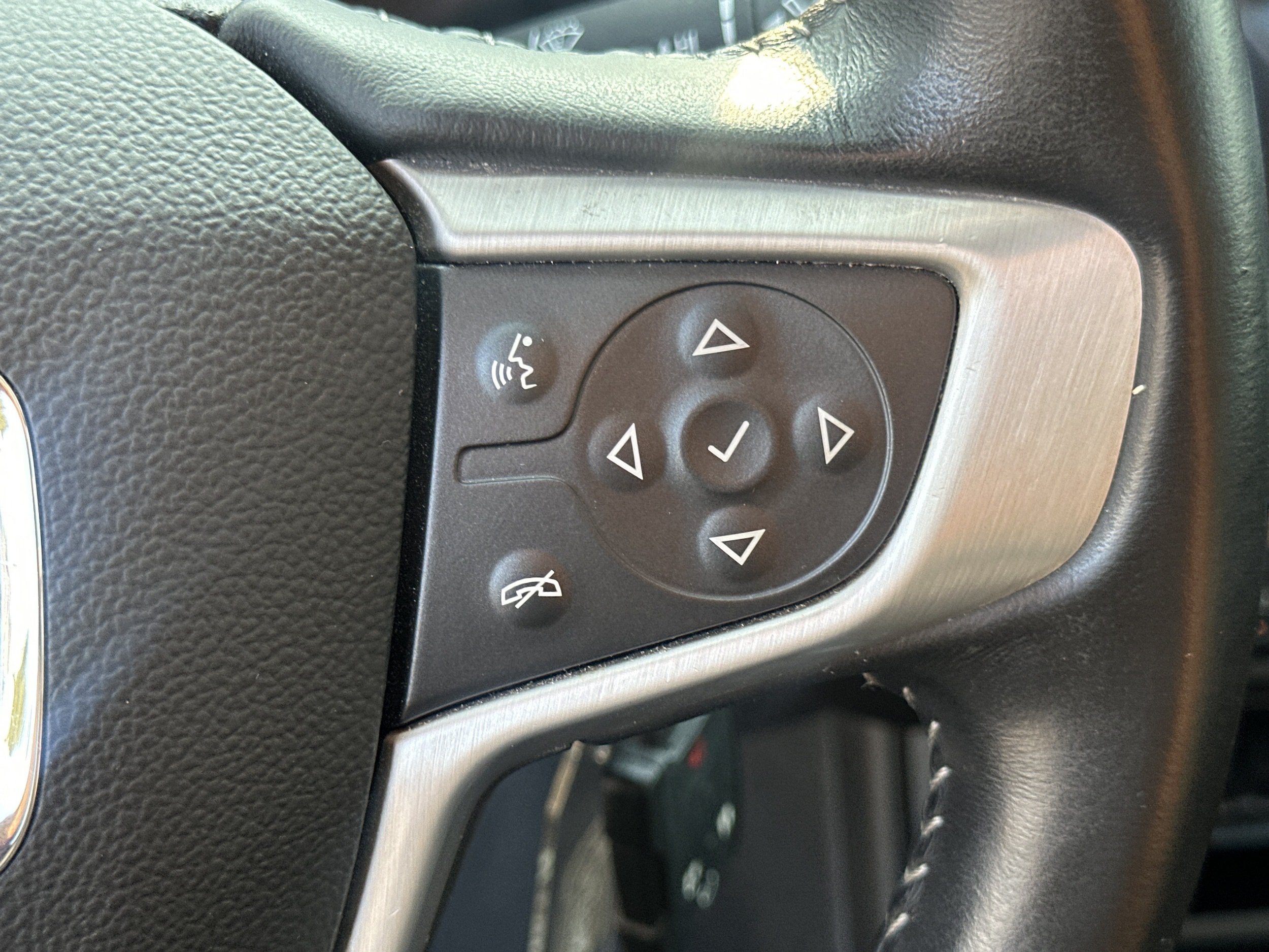 Used 2019 GMC Canyon SLE w/ SLE Convenience Package RWD image 25