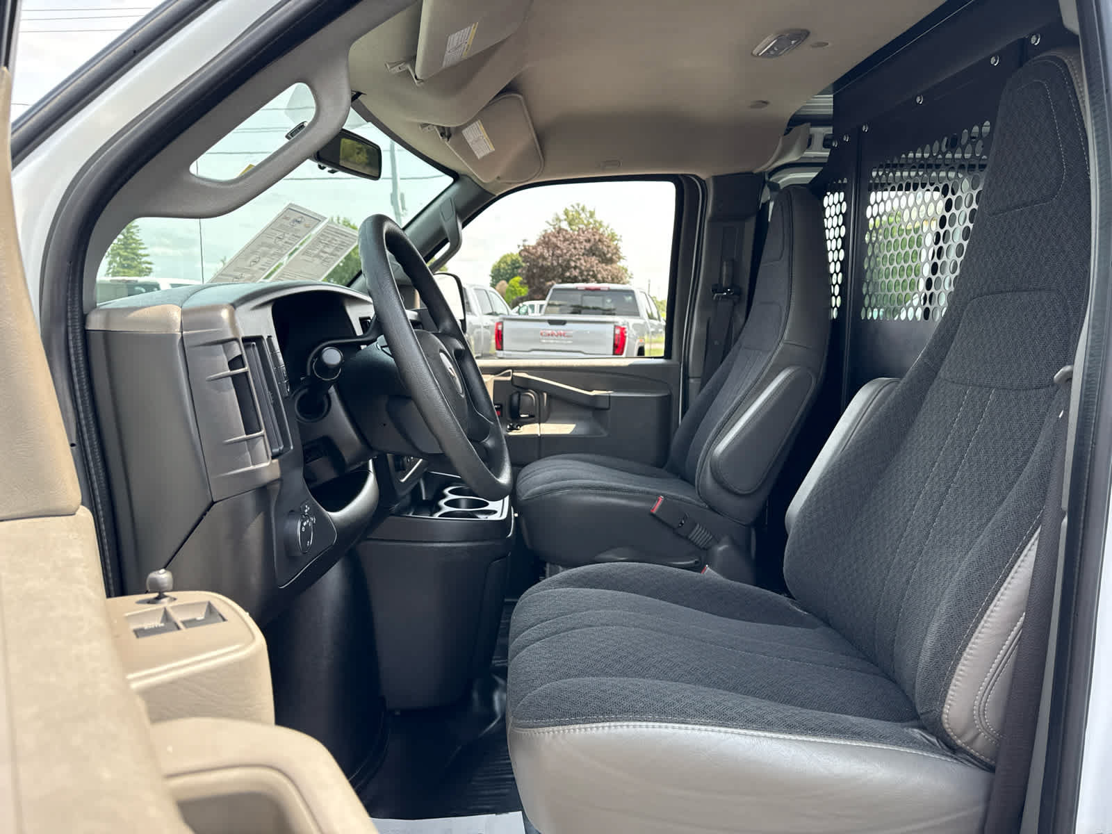 Certified 2025 Chevrolet Express 2500 w/ Driver Convenience Package RWD image 11