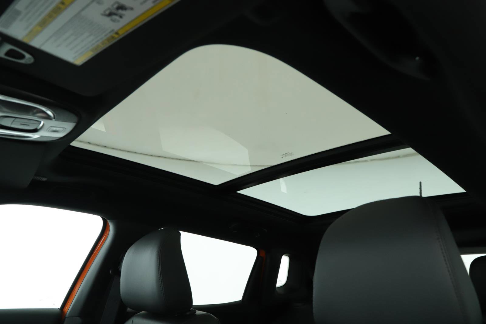 New 2026 Jeep Compass Limited w/ Sun, Sound & Navigation Group image 20