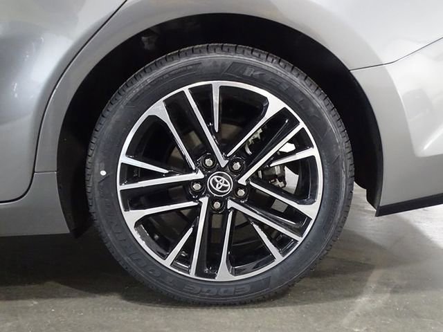 Used 2025 Toyota Camry XLE image 45