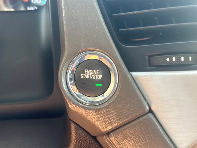 Used 2020 GMC Yukon Denali w/ Denali Premium Package AWD/4WD image 21