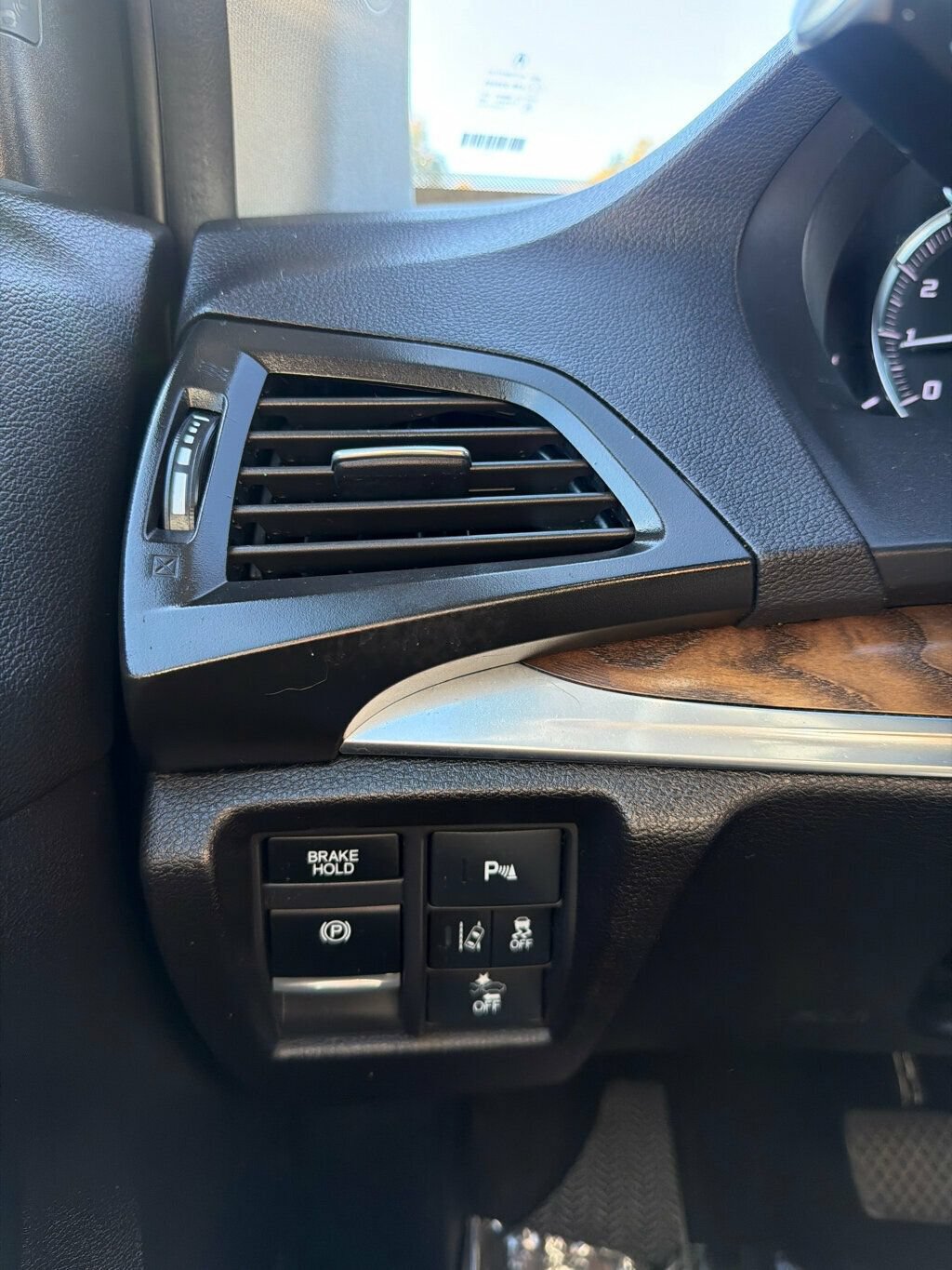 Used 2020 Acura MDX w/ Technology Package AWD/4WD image 21