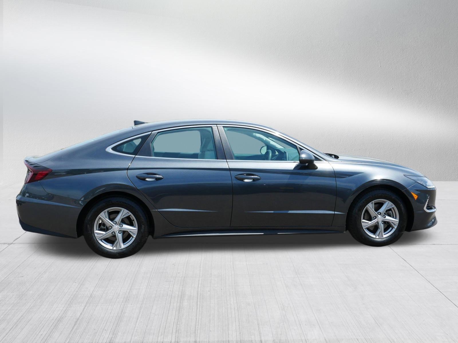 Certified 2023 Hyundai Sonata SE w/ Cargo Package FWD image 8