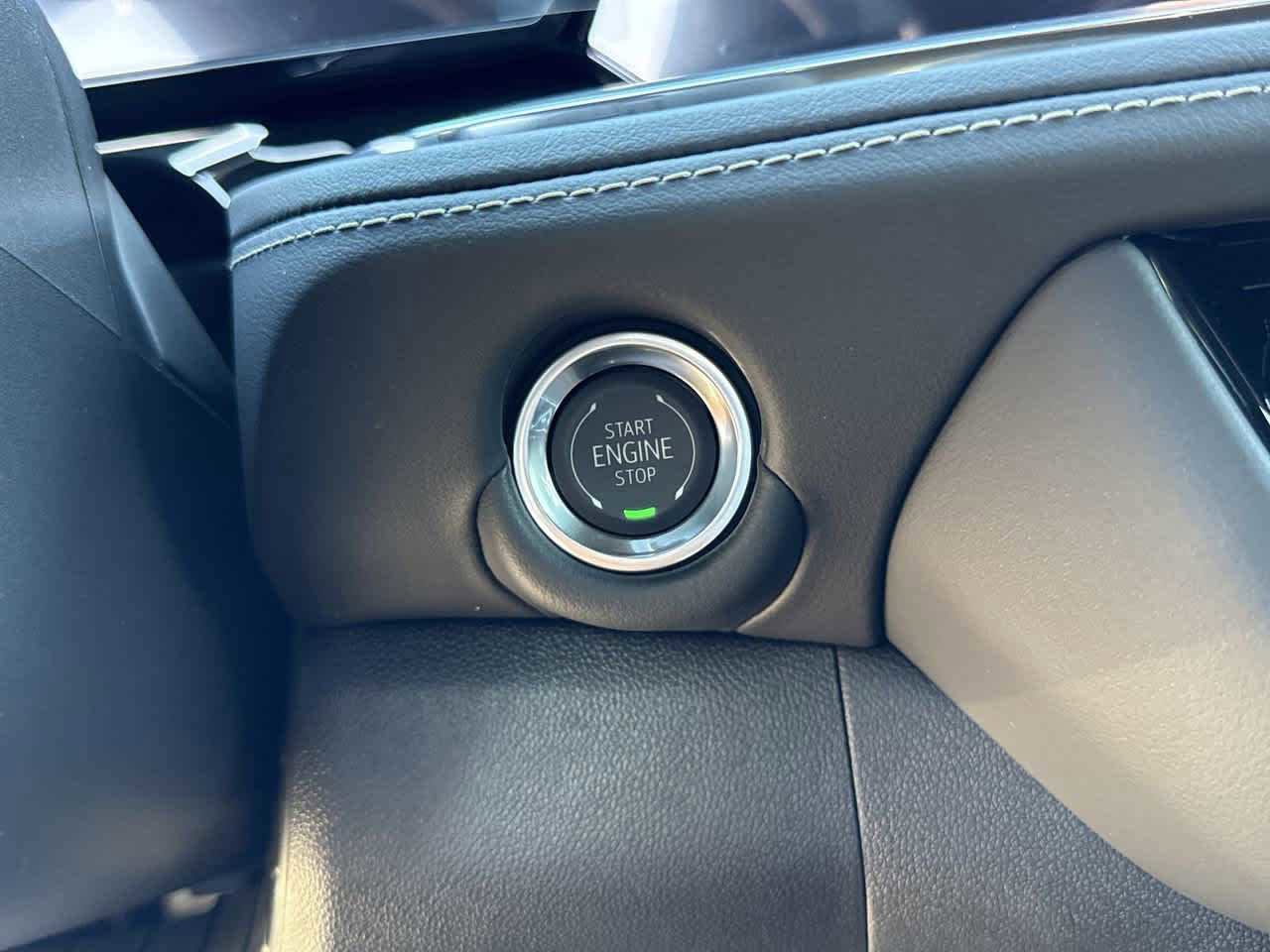 New 2026 Chevrolet Suburban Premier image 27