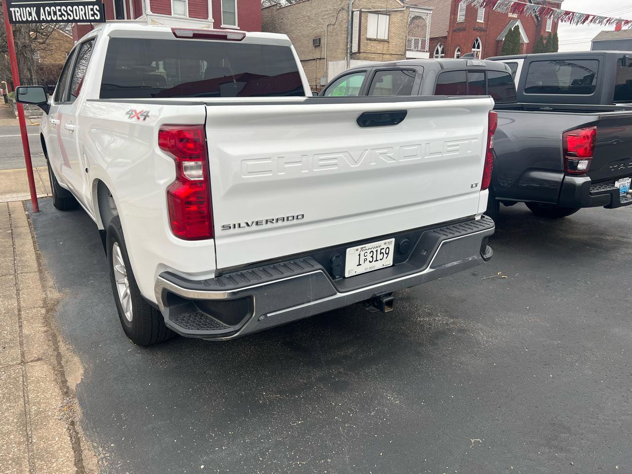 Used 2025 Chevrolet Silverado 1500 LT image 6