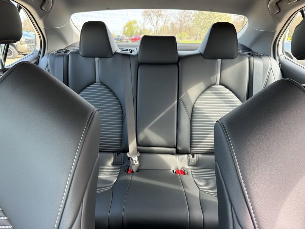 New 2023 Toyota Camry SE w/ Cold Weather Package AWD/4WD image 22