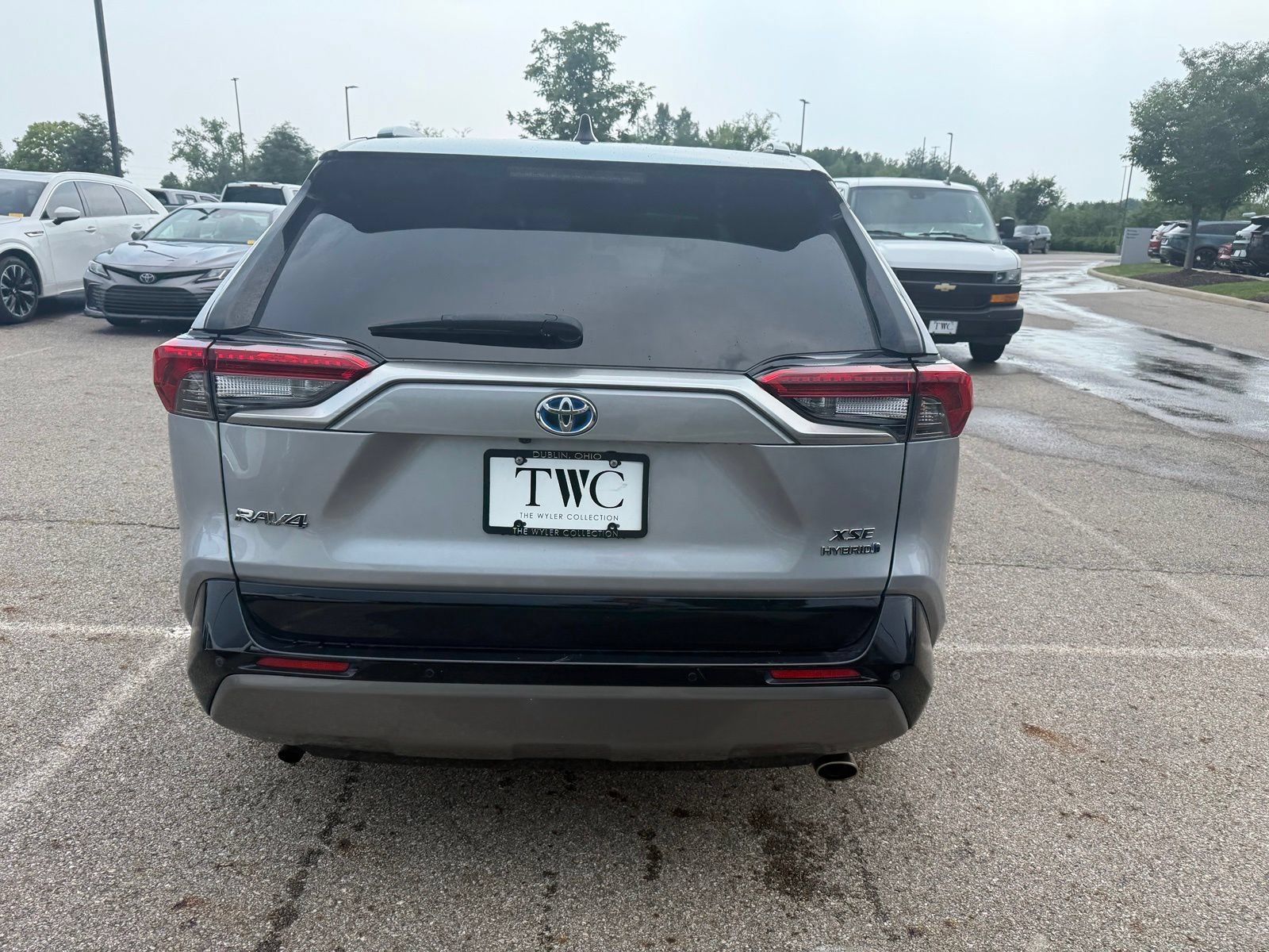 Used 2020 Toyota RAV4 XSE AWD/4WD image 6