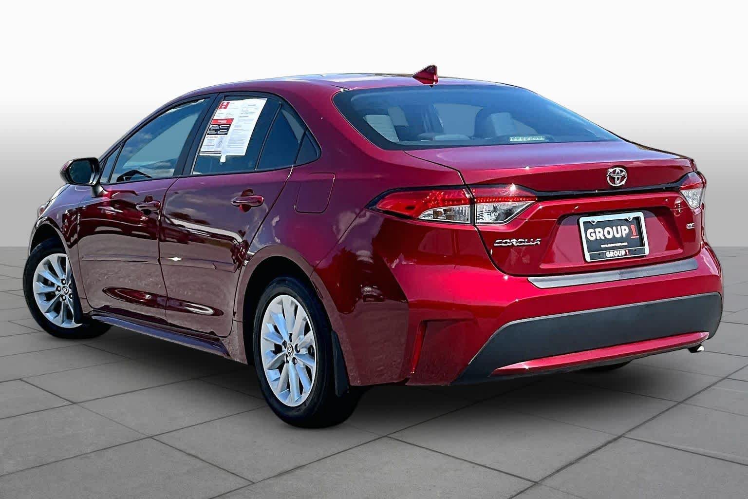 Used 2022 Toyota Corolla LE w/ LE Convenience Package FWD image 12