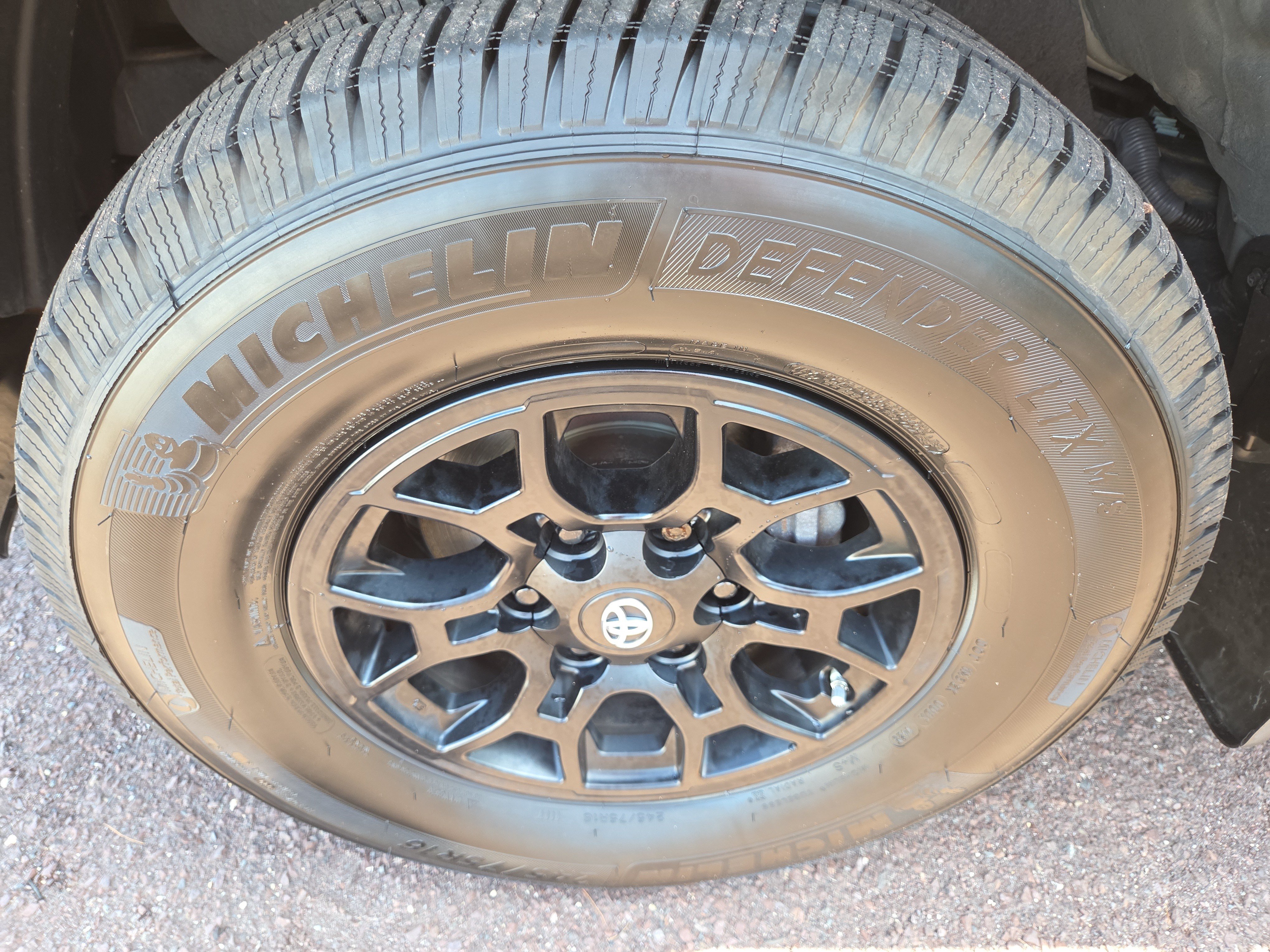 Certified 2021 Toyota Tacoma SR w/ SX Package AWD/4WD image 12
