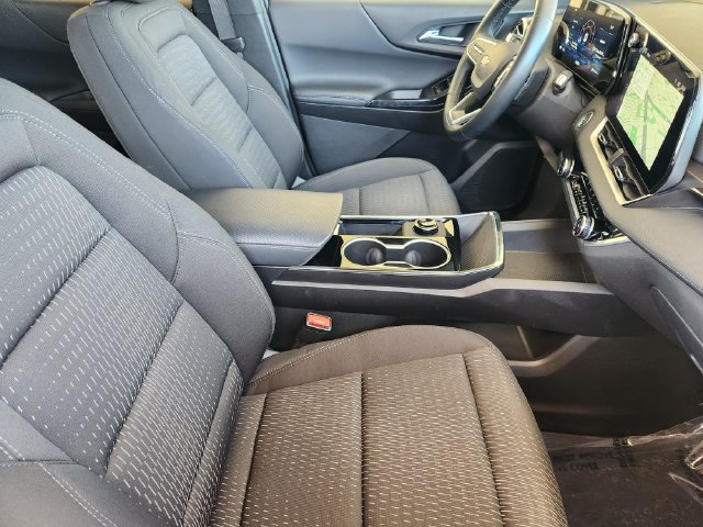 Used 2026 Chevrolet Equinox LT FWD image 19