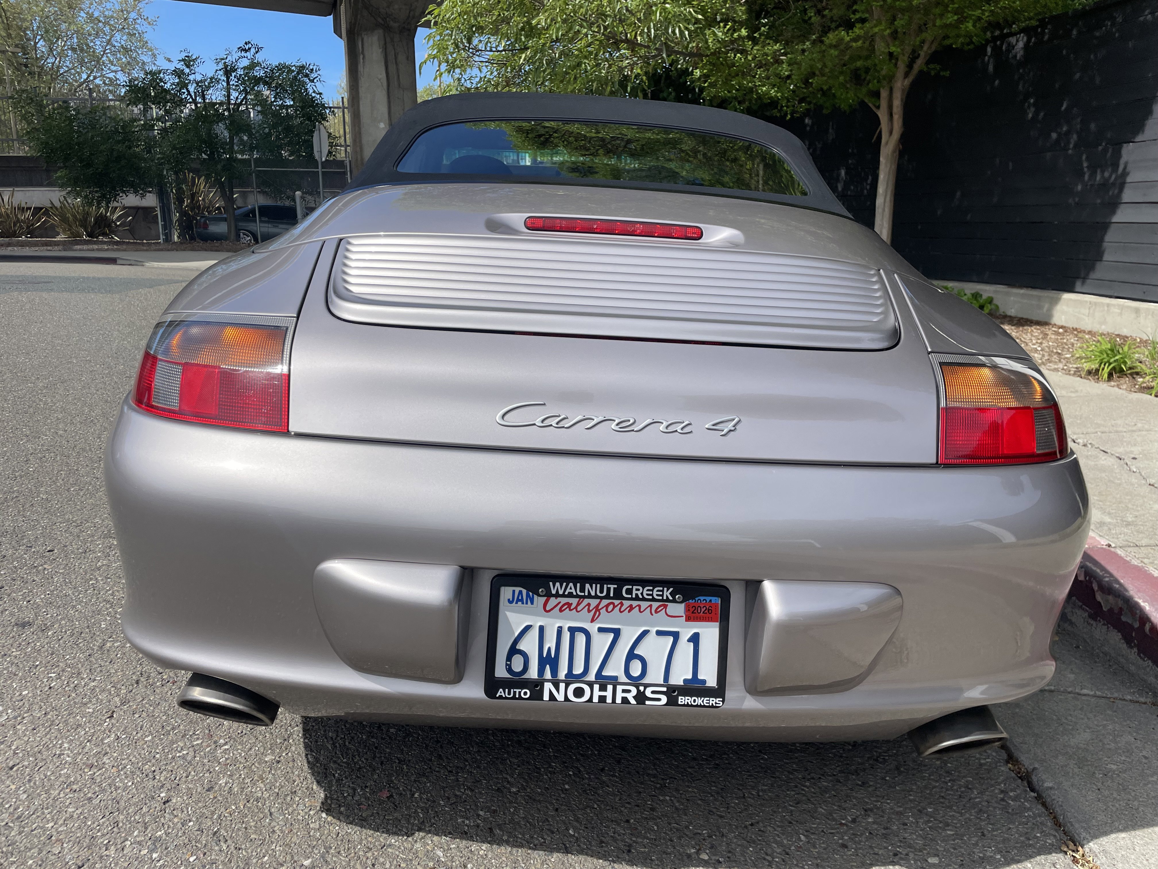 Used 2003 Porsche 911 Carrera 4 image 11