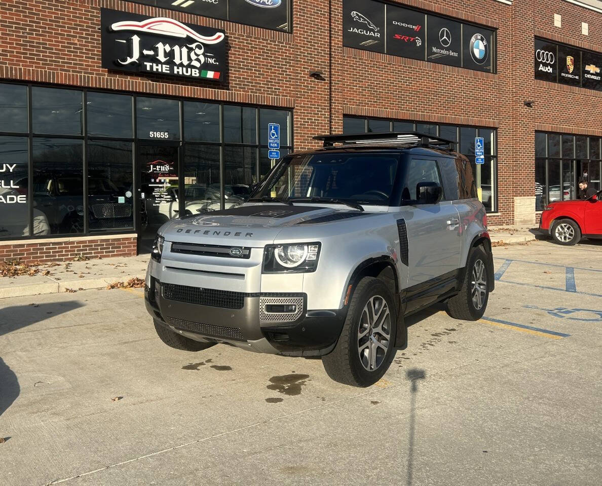 Used 2022 Land Rover Defender 90 X-Dynamic S image 2
