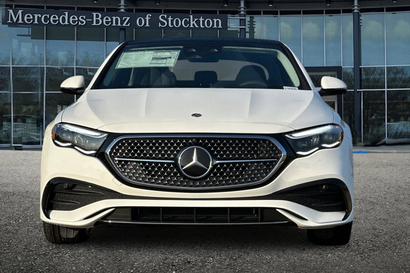 New 2026 Mercedes-Benz E 350 4MATIC Sedan image 9