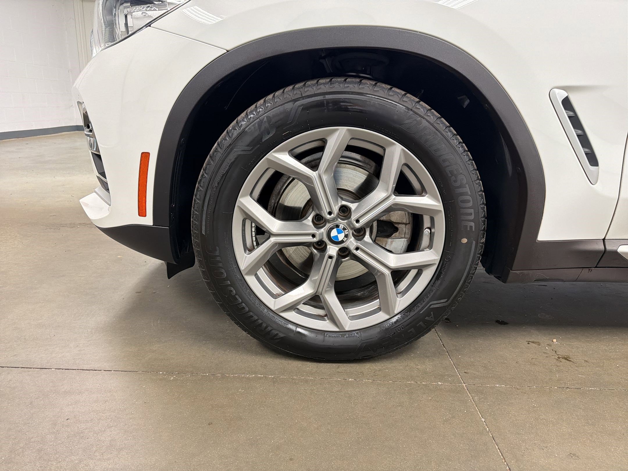 Used 2021 BMW X4 xDrive30i image 11