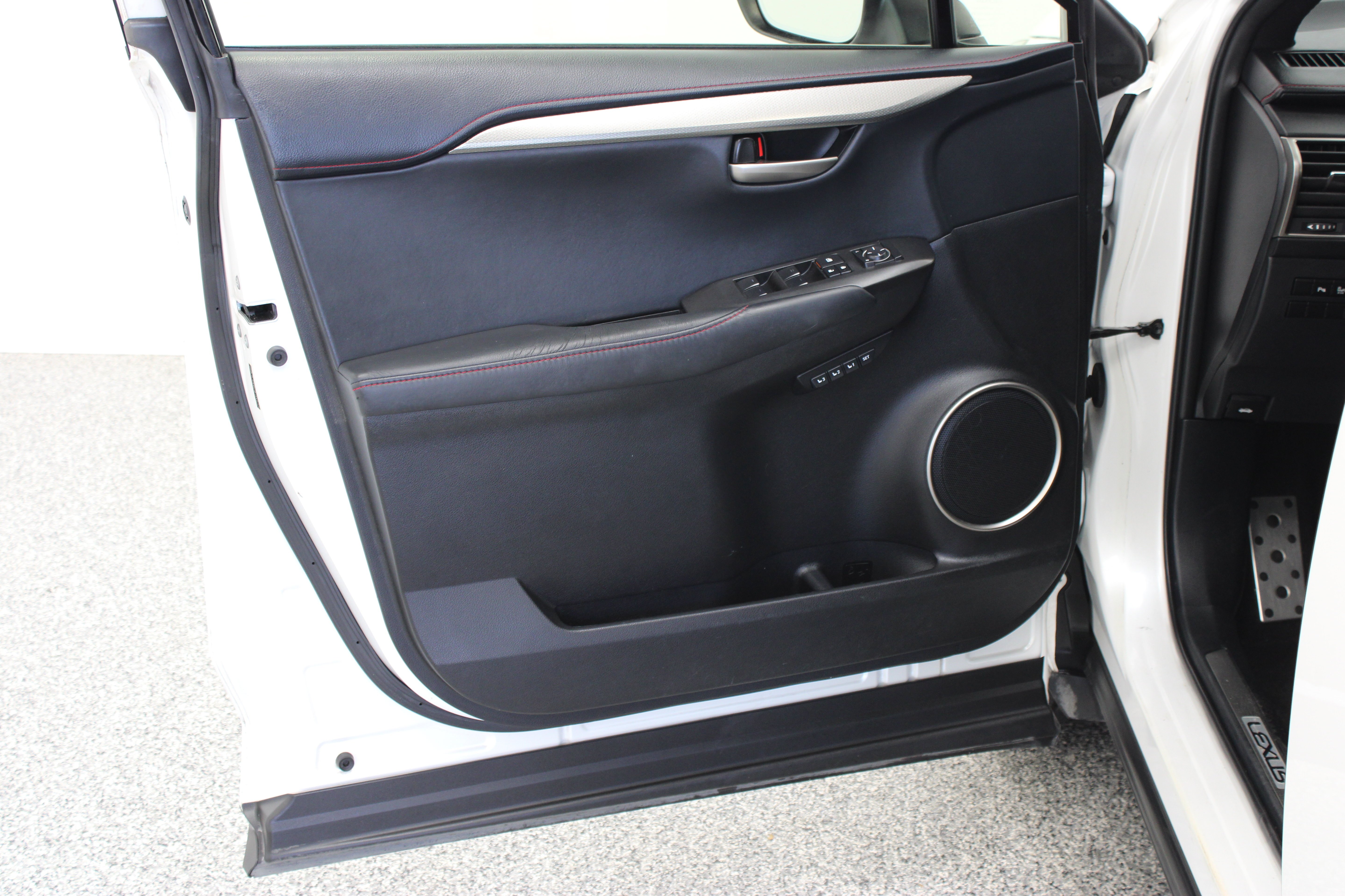 Used 2015 Lexus NX 200t F Sport w/ Navigation System Package FWD image 12