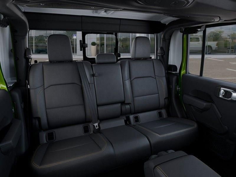 New 2025 Jeep Gladiator Sport image 15