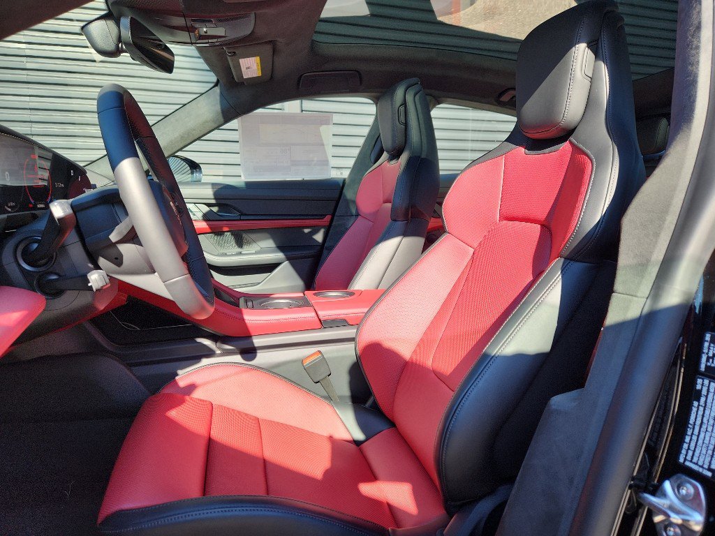 New 2026 Porsche Taycan GTS image 4