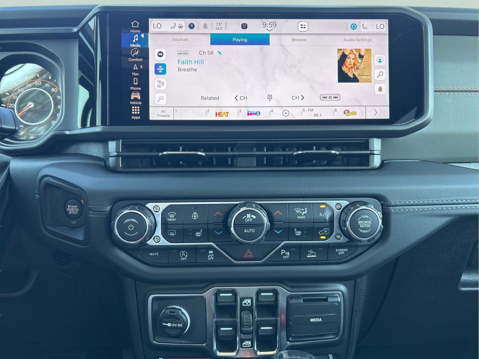 New 2026 Jeep Gladiator Mojave image 16