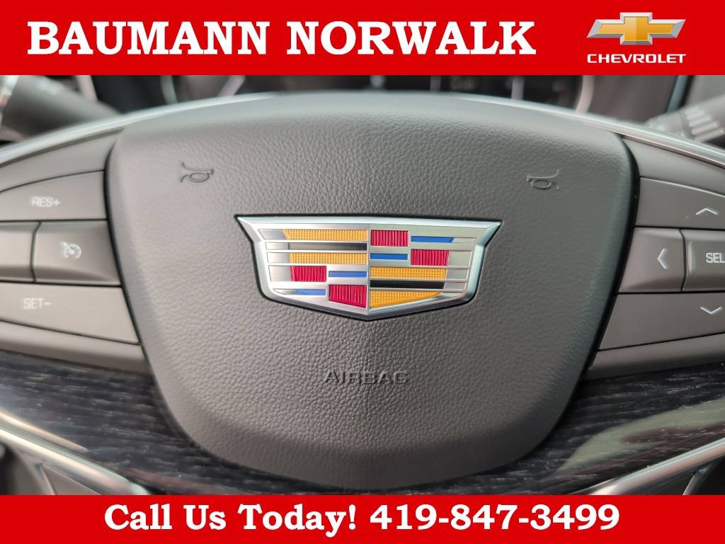 Used 2025 Cadillac XT5 Premium Luxury AWD/4WD image 41
