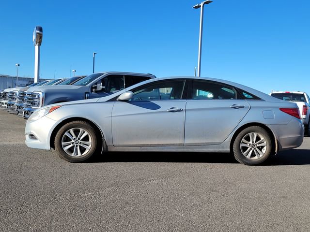 Used 2012 Hyundai Sonata GLS w/ Popular Equipment Pkg image 2