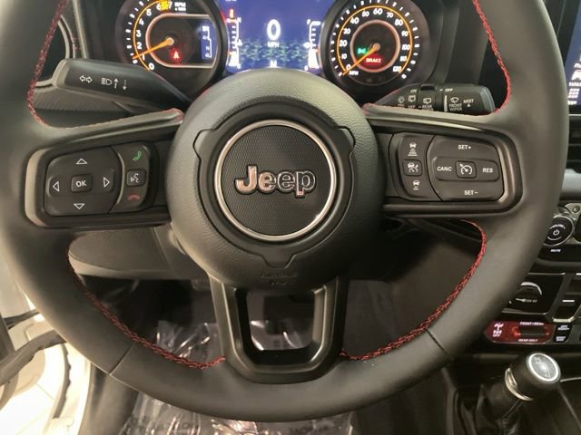 Used 2024 Jeep Wrangler Unlimited Rubicon w/ Technology Group image 14