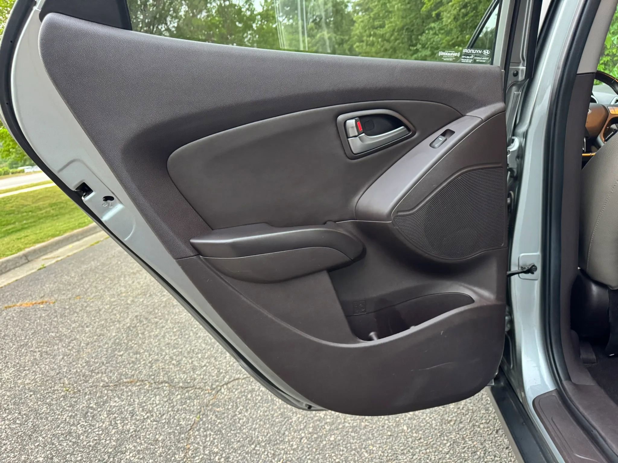 Used 2015 Hyundai Tucson SE AWD/4WD image 9