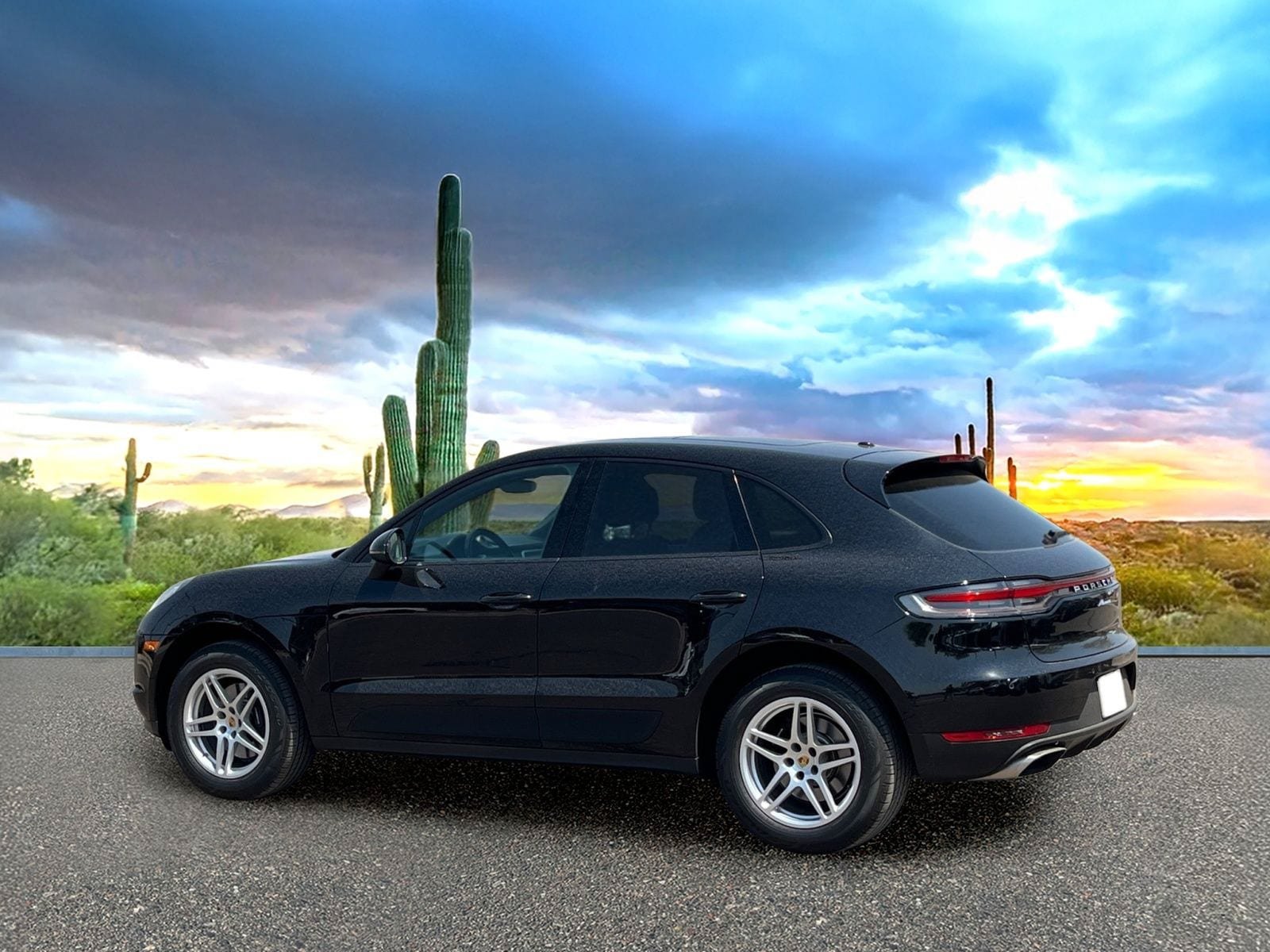 Used 2019 Porsche Macan AWD/4WD image 4