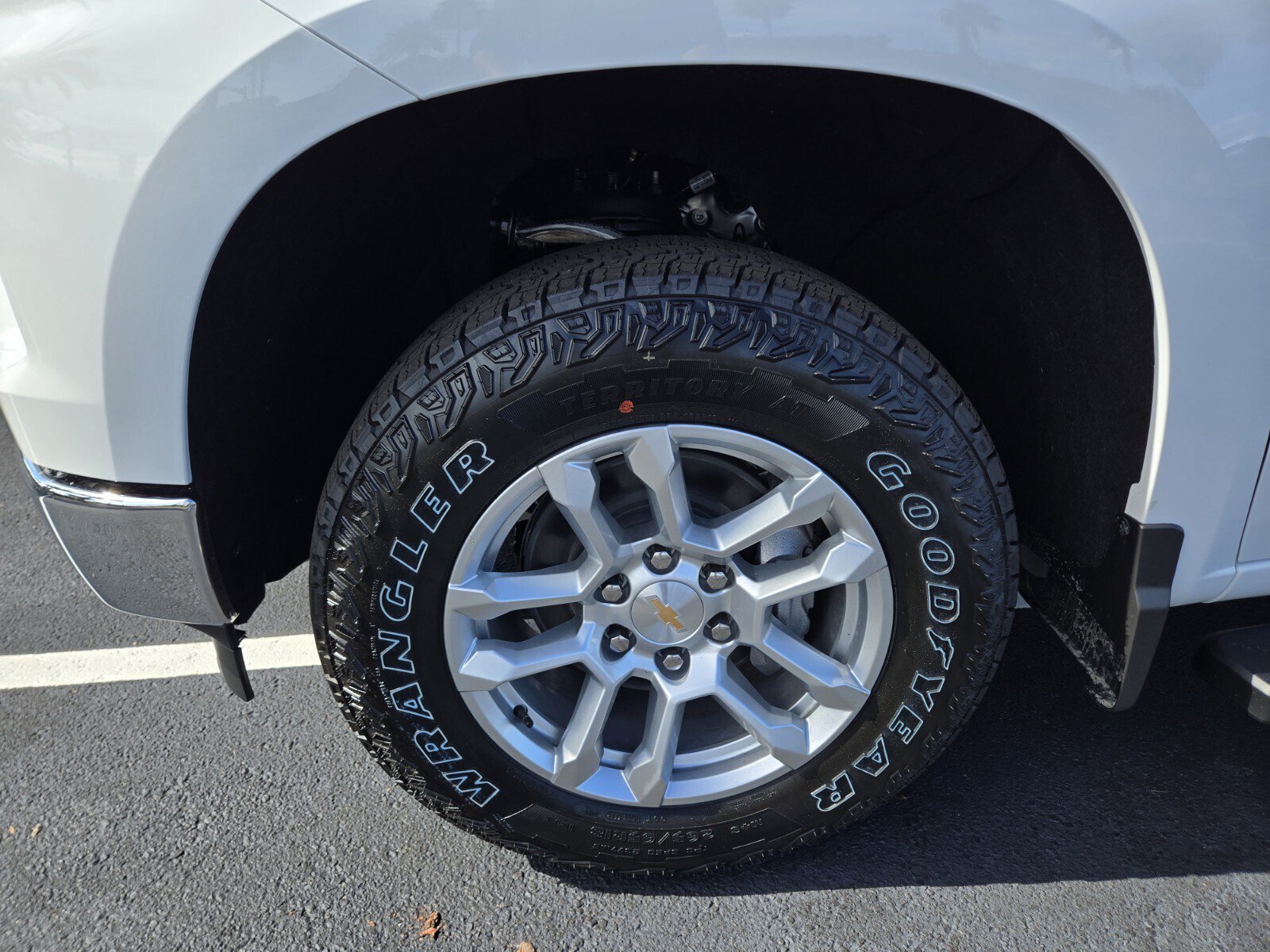 New 2026 Chevrolet Silverado 1500 LT w/ Safety Package RWD image 4