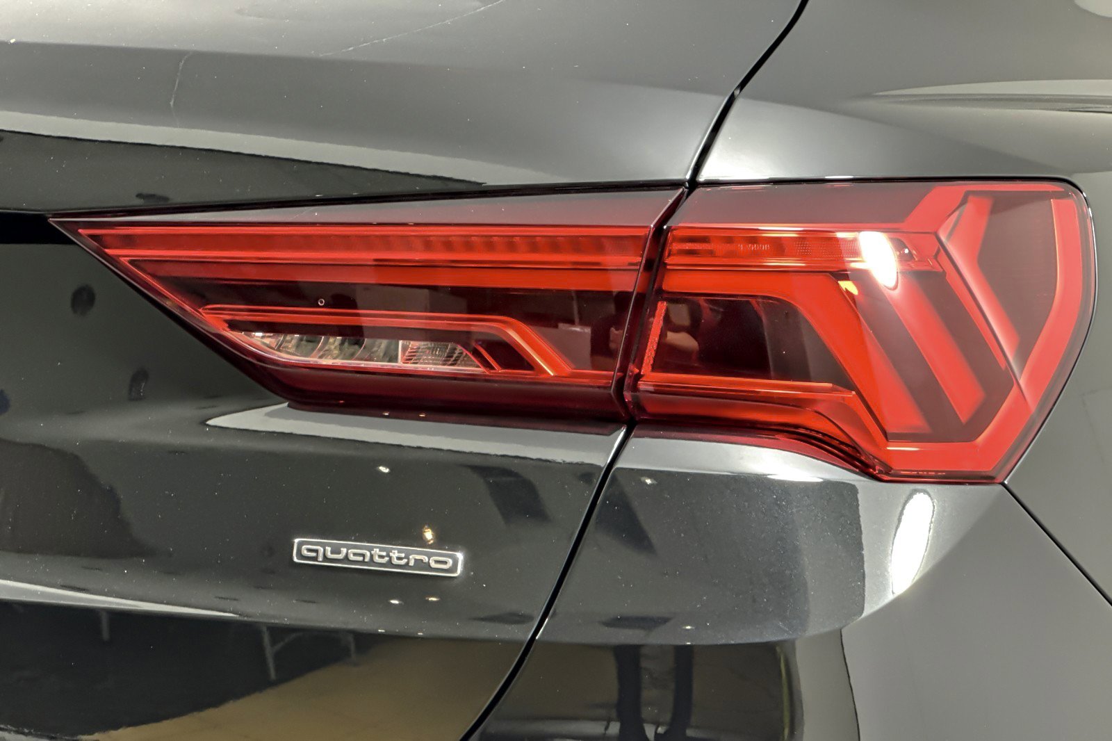 Used 2025 Audi Q3 2.0T Premium w/ Convenience Package image 25