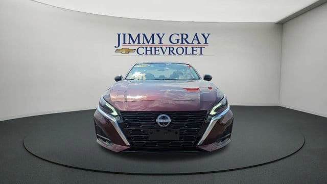 Used 2024 Nissan Altima 2.5 SV image 8