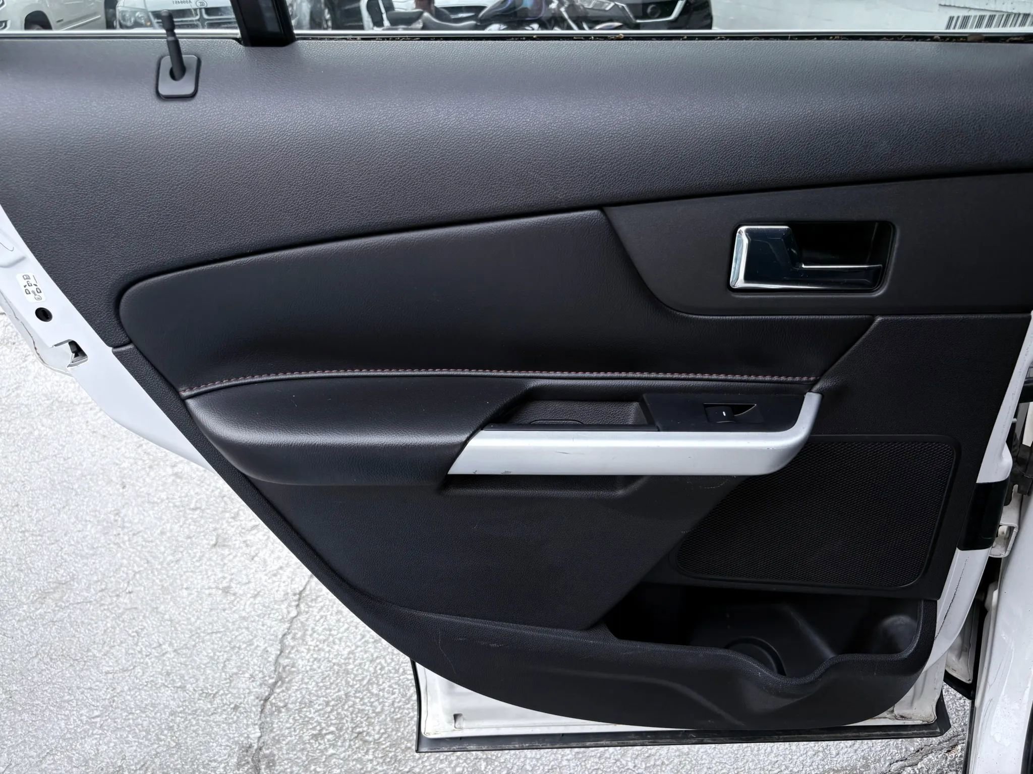 Used 2011 Ford Edge Limited w/ 301A Rapid Spec Order Code FWD image 13