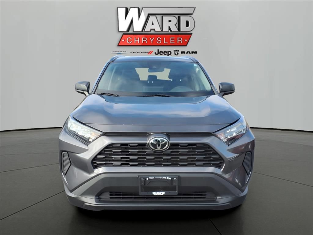 Used 2021 Toyota RAV4 LE image 18