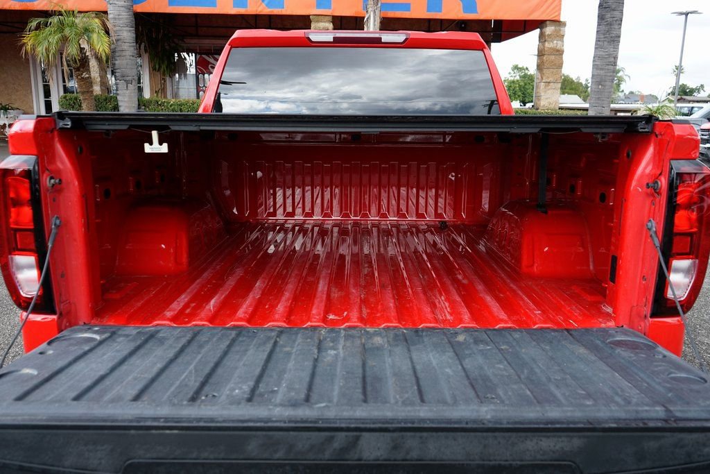 Used 2024 GMC Sierra 1500 Pro w/ Graphite Edition image 9