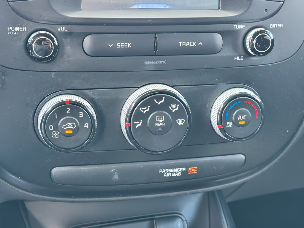 Used 2019 Kia Soul FWD image 19