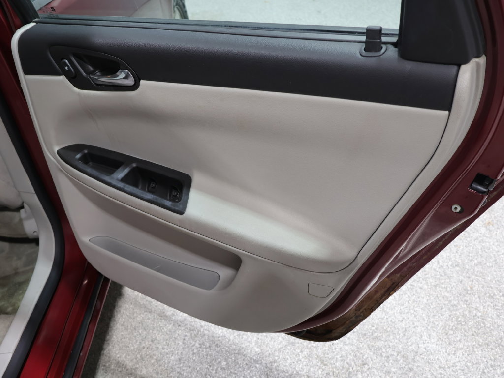 Used 2008 Chevrolet Impala LT FWD image 22