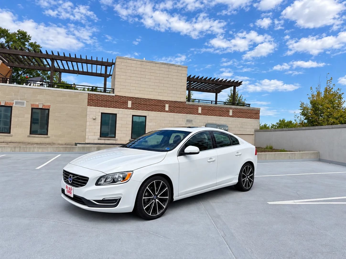 Used 2016 Volvo S60 T5 Premier w/ 19" Sport Package FWD image 4
