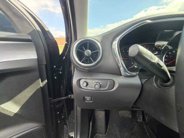 Certified 2024 Chevrolet Blazer LT w/ LPO, Floor Liner Package image 18