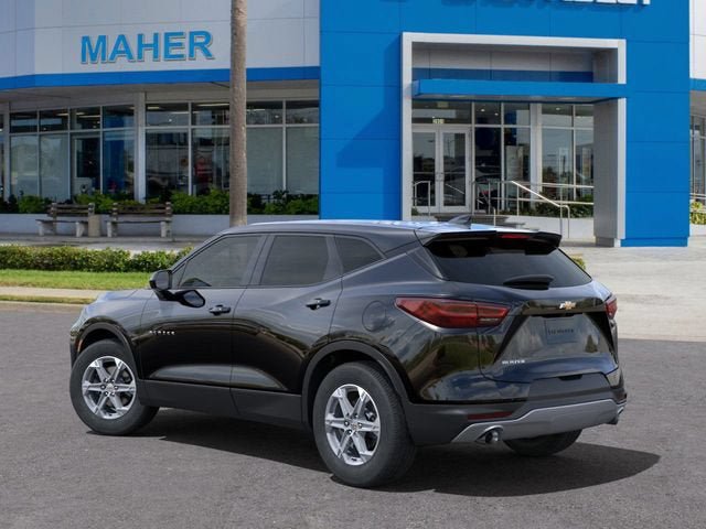 New 2025 Chevrolet Blazer LT FWD image 3