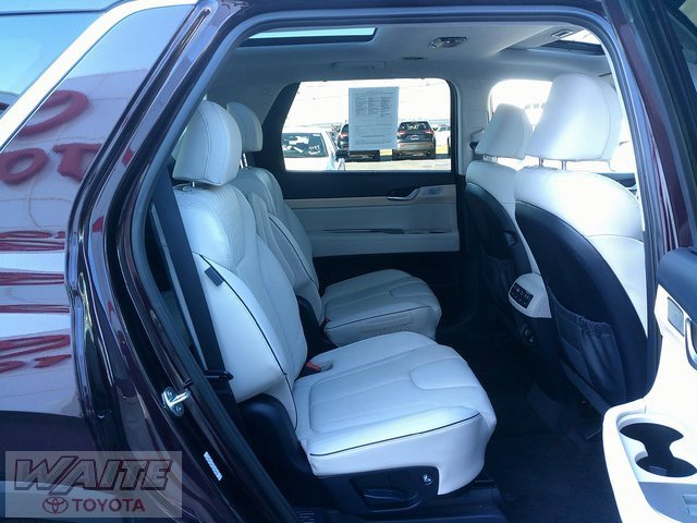 Used 2024 Hyundai Palisade Limited image 29