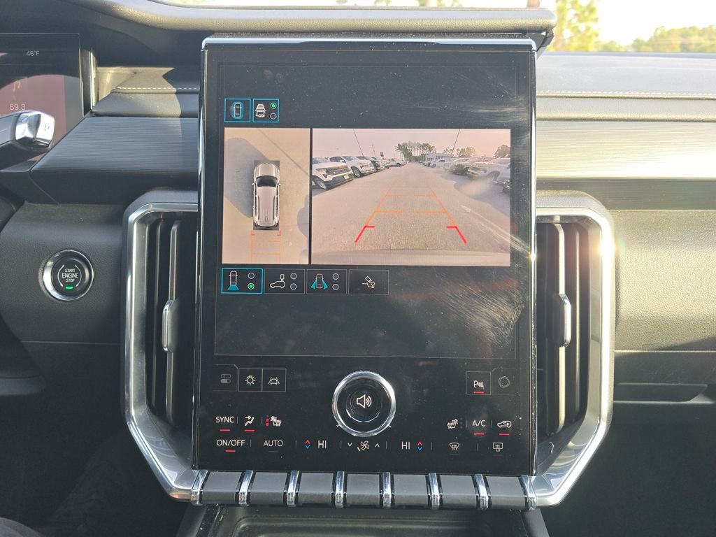 Used 2025 GMC Acadia Elevation image 23