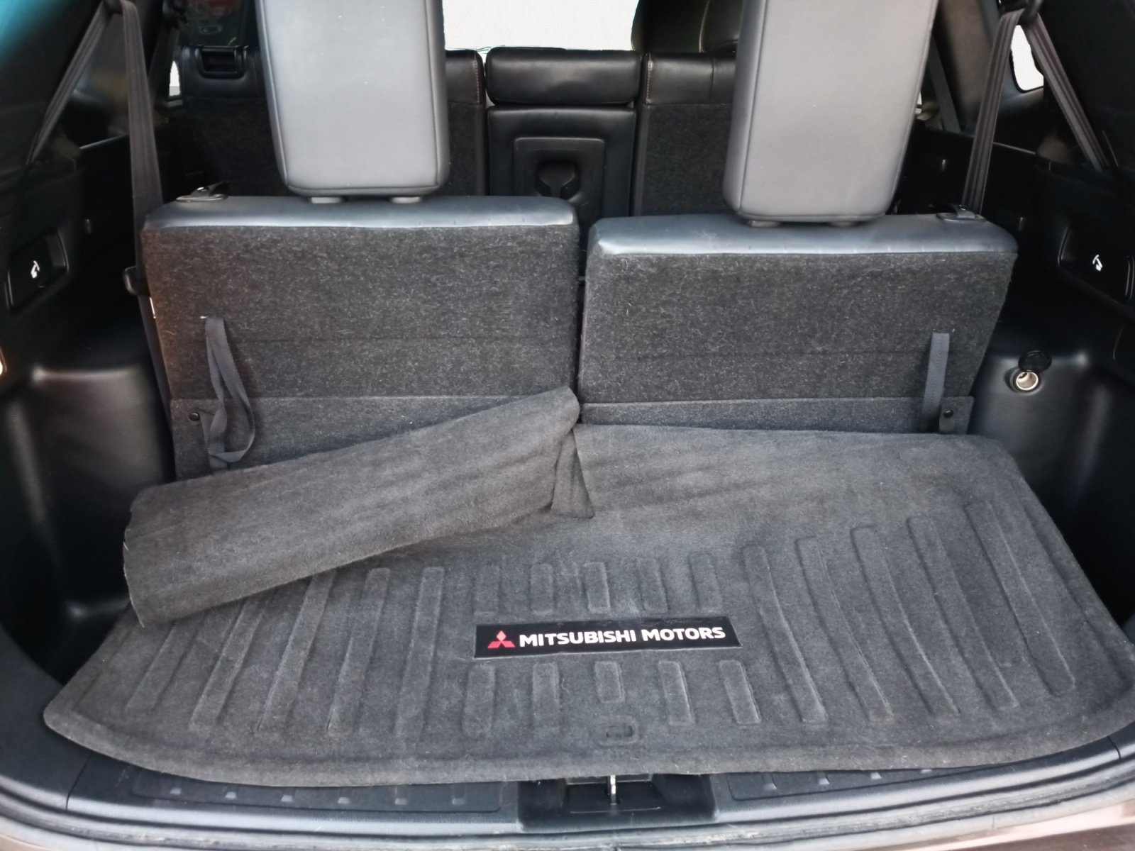 Used 2022 Mitsubishi Outlander SEL image 12