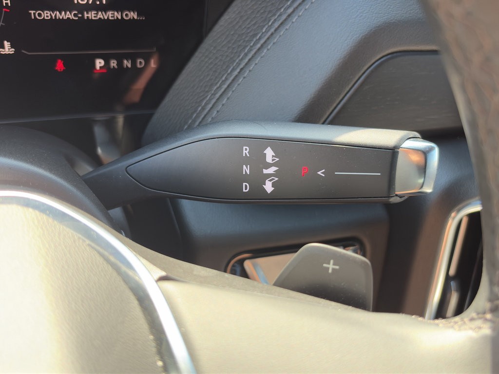Certified 2025 GMC Yukon Denali AWD/4WD image 18